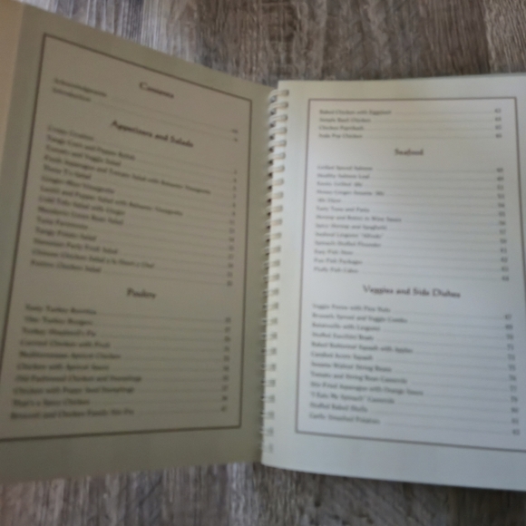 "Hawai'i Light and Healthy" Cookbook - Picture 4 of 11